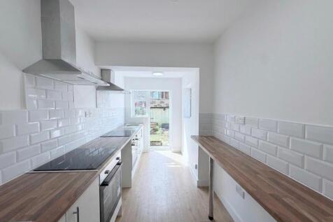 Whitton Avenue East, GREENFORD, UB6 0PX, UNITED KINGDOM photo 3