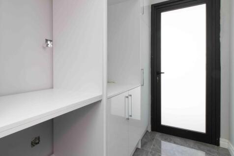 3-bedroom contemporary designed LUXURY villa + private swimming pool + underfloor heating infrastructure + cinema room Image 9999 22