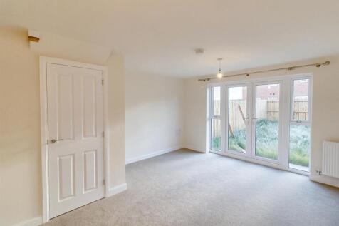 Dandelion Drive, Cramlington, Newcastle Upon Tyne photo 3