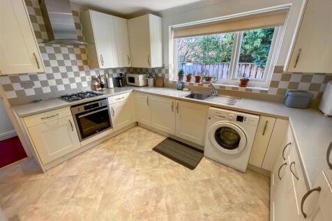Kitchen.jpg