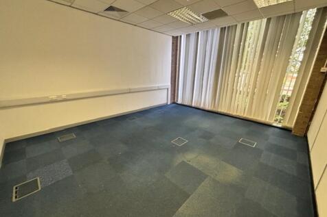 P251975_Lyndon Place  1110.jpg