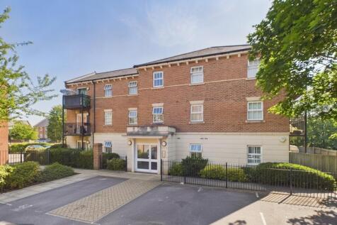  Presented by Robert at EweMove Bexleyheath and Da