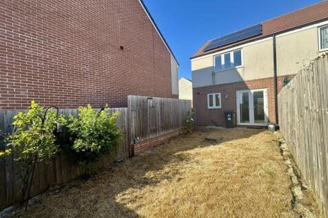 Rear Aspect (1/2)