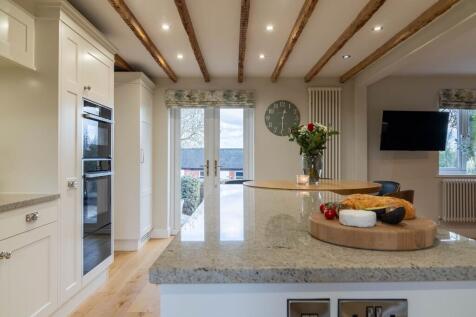 Access directly from the kitchen into the enclosed garden