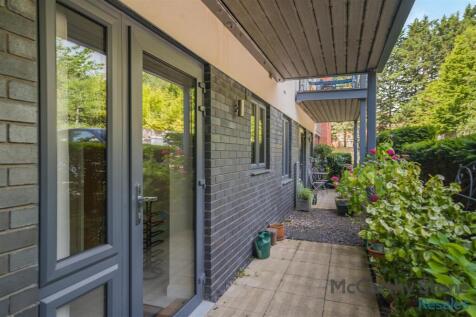 8696652-exterior01.jpg