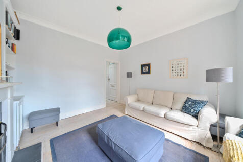 1349653-11-68bed2...