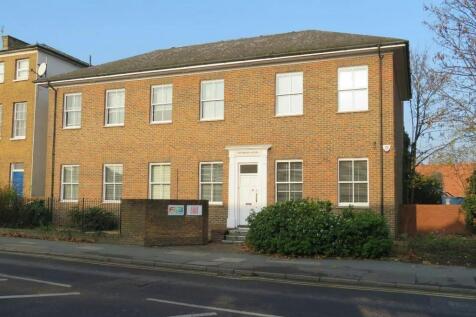 5-The-Avenue-Egham-Building-Photo-1-LargeHighDefinition.jpg