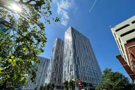 Salford, M50 - property photo