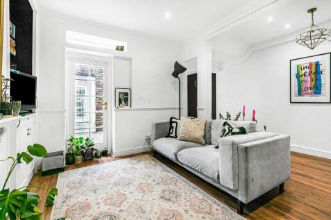 London, W9 - property photo