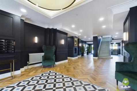EweMove Estate Agents Basingstoke - 86 Lilly Court