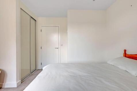 04-c81aJHPropWorld - 1 Melody Court - 10-medium.jp