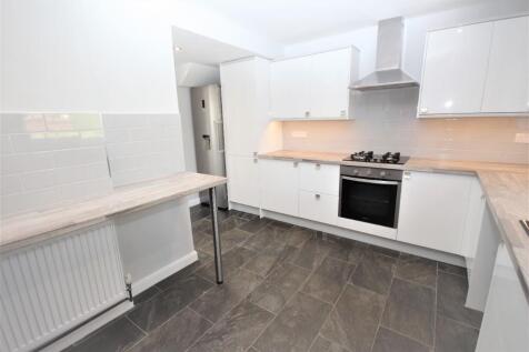 Queens Road, BN42 photo 5