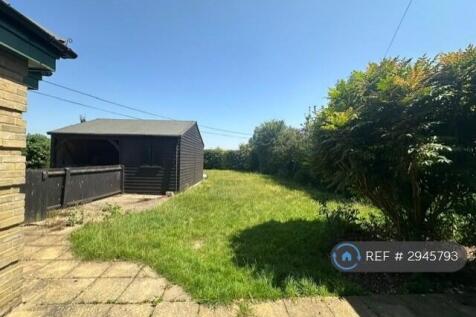 Garden + Carport