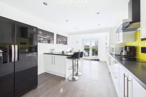 Breakfast Kitchen...