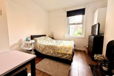 Stanley Street, Ormskirk, L39 photo 5