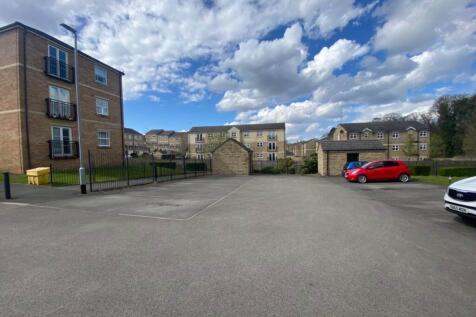 Broom Mills Road, Farsley, Leeds photo 3