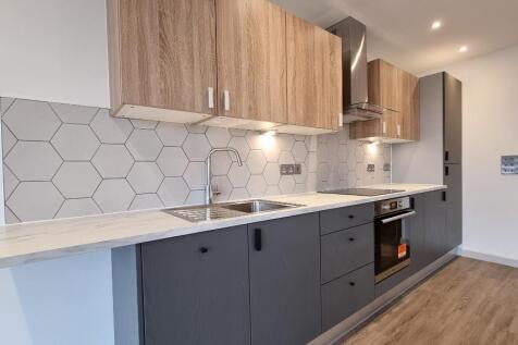 Old Church Road, London, E4 photo 4
