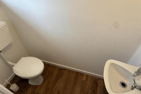 WC.JPG