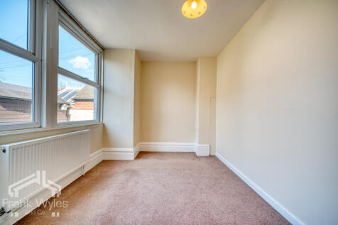 Ansdell Road North, Lytham St. Annes, Lancashire photo 4