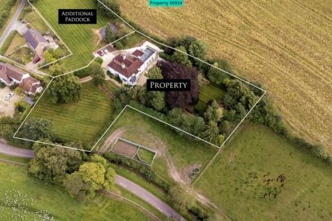 Aerial plan of house and grounds