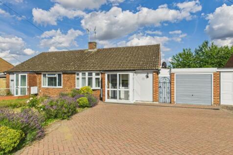 Aylesbury, HP21 - property photo