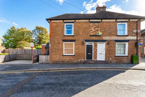 1-bed house on Regent Street, Dunstable, Bedfordshire, LU6, £1,000/mo
