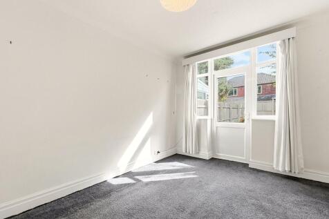 Roxholme Place, Leeds, LS7 photo 4