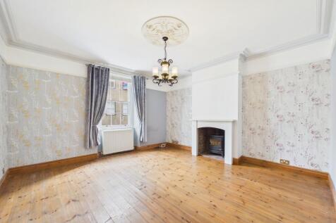 Workington, CA14 - property photo