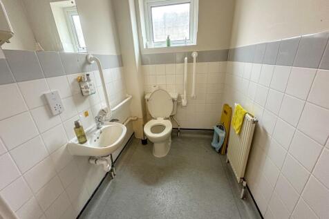 Commercial Property for sale Image 8