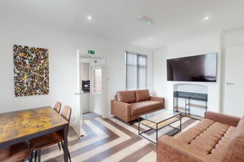 6-bed house on Rosebery Street, Loughborough, £3,510/mo