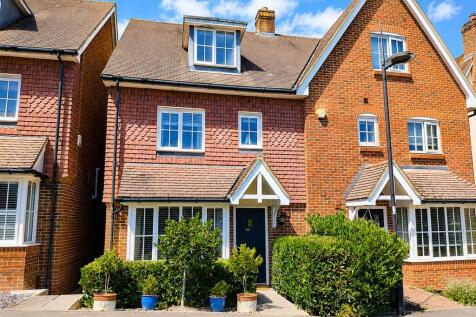 65 Baxendale Way - Front Shot.jpg