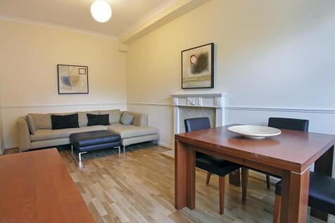 2)St Katherine's Docks.jpg