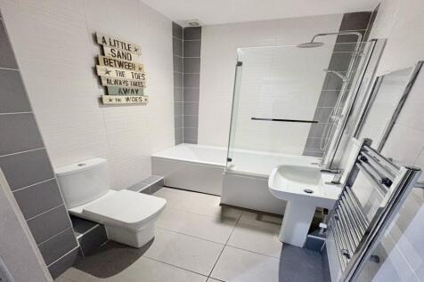 8 Prospect Mill Meadows, Cleckheaton, Kirklees photo 3
