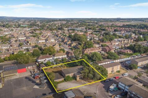 72 Martin Square, Larkfield, Aylesford, ME20 6QN