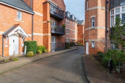 Walton Court