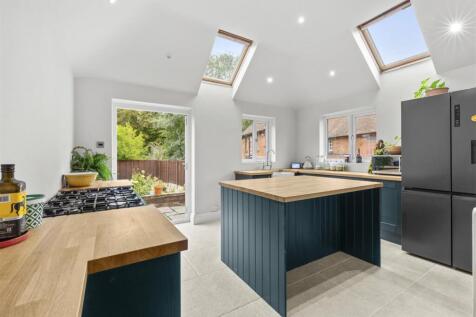 Kitchen (1)