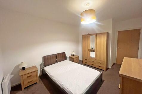 Dutton Court, Warrington photo 5