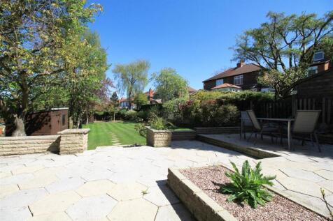Rear Patio .jpg