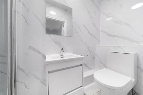 Bathroom combined W.C