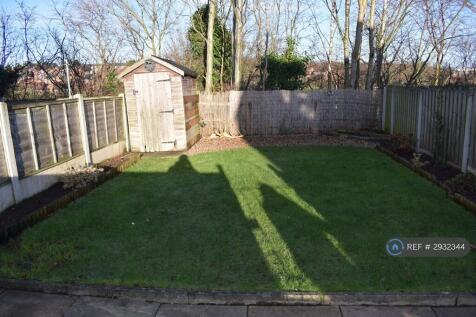 Plover Way, Leeds, LS27 photo 4