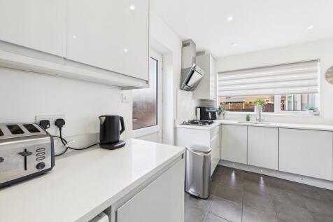 CAM02854G0-PR0441...