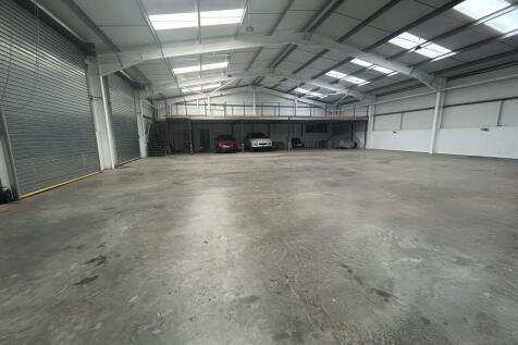 Warehouse to rent Image 4