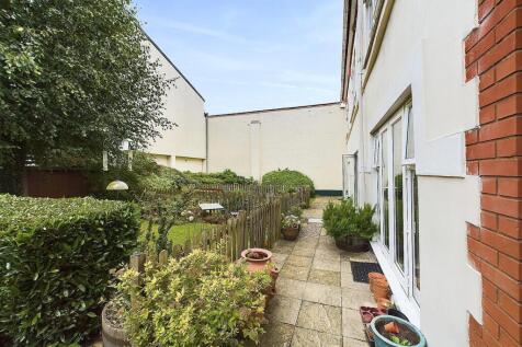 Rear Aspect/Garden