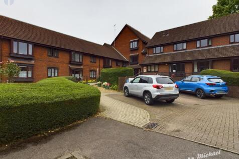 CAM03852G0-PR0080-STILL012