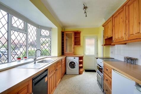Henty Road, Worthing, BN14 photo 4