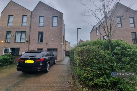 Front View Driveway