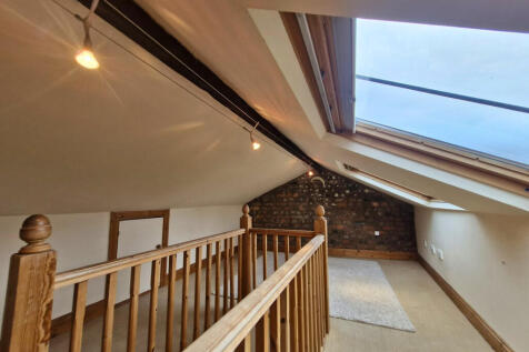 LOFT 2