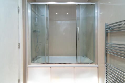 7 Queen Anne bathroom 4