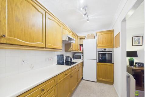 Presented by Robert at EweMove Bexleyheath and Dar