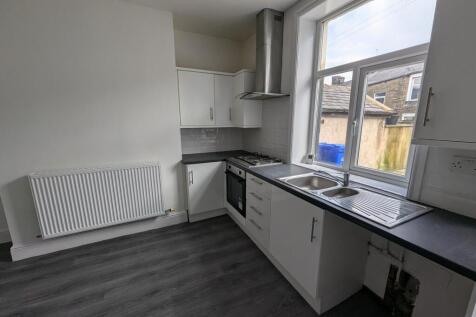 10 York Street, Colne, BB8 photo 3
